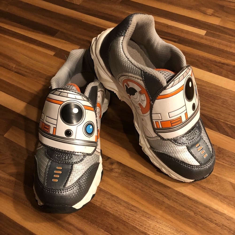 Star Wars BB8 Light-up sneakers - Sz 13